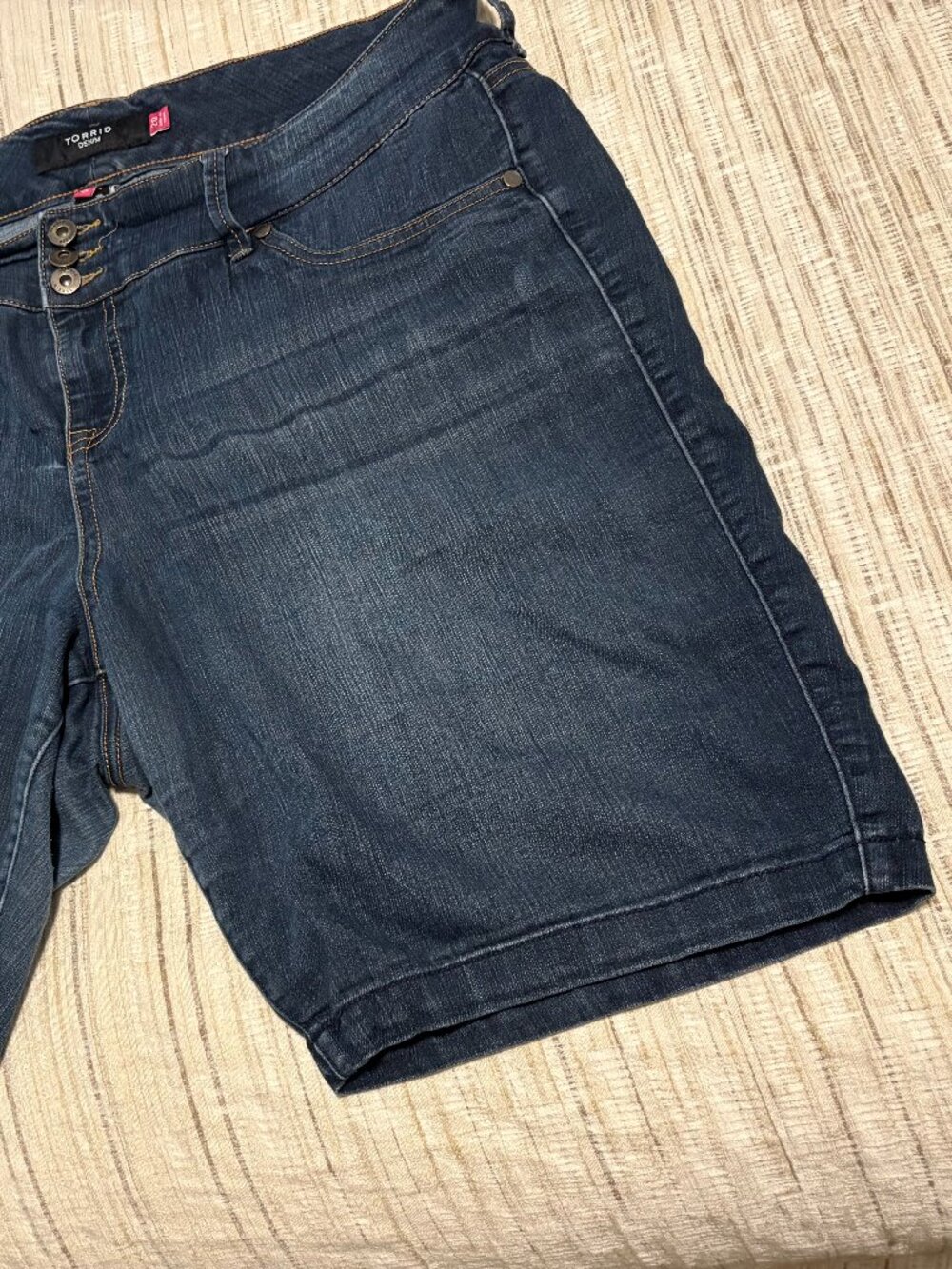 Torrid Jegging Blue Denim Bermuda Super Soft High Rise Shorts
